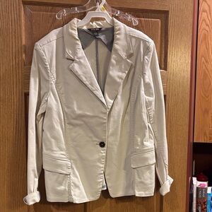 Chic Cream Blazer for Women